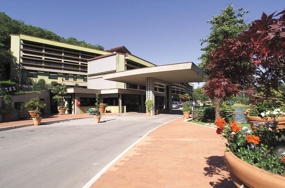 Hotel Lago Verde Serravalle Pistoiese Exterior photo